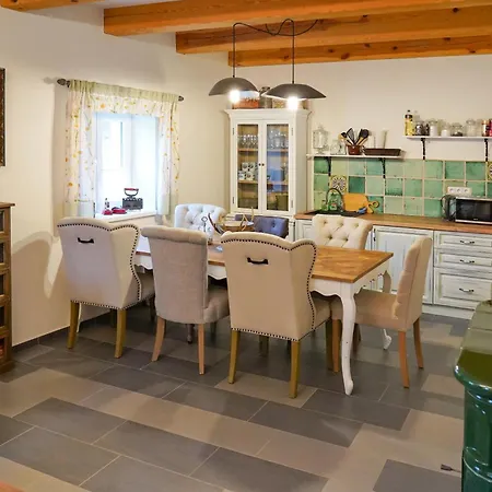 Apartament Skelna Hut Chudenin