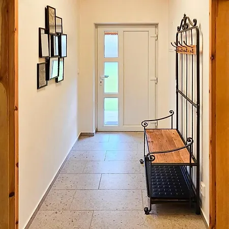 Skelná Huť Chudenin