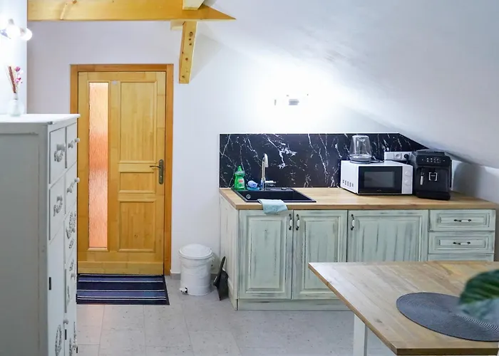 Skelna Hut Апартаменты *